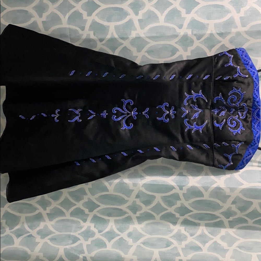 Black lace up strapless dress